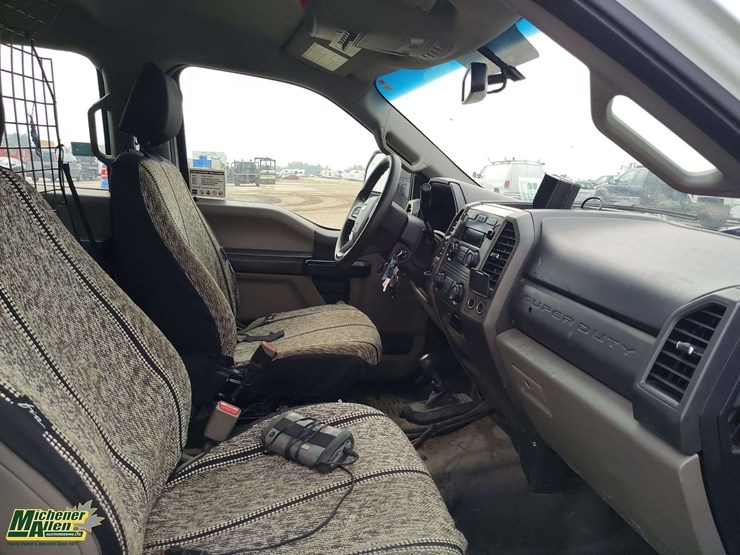 2017-ford-f450-image-34