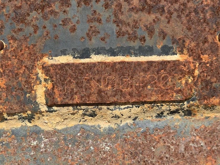 caterpillar-60-image-5
