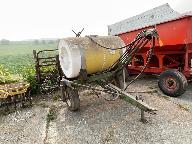 #2274-•-hettich-pull-behind-sprayer-image-3