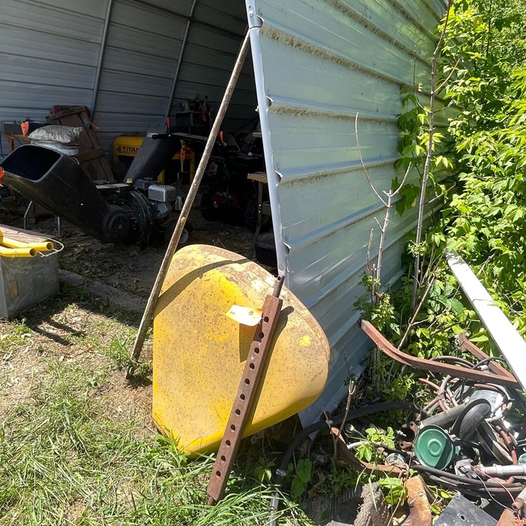 #3315 • (2) Tractor Fenders and Draw Bar