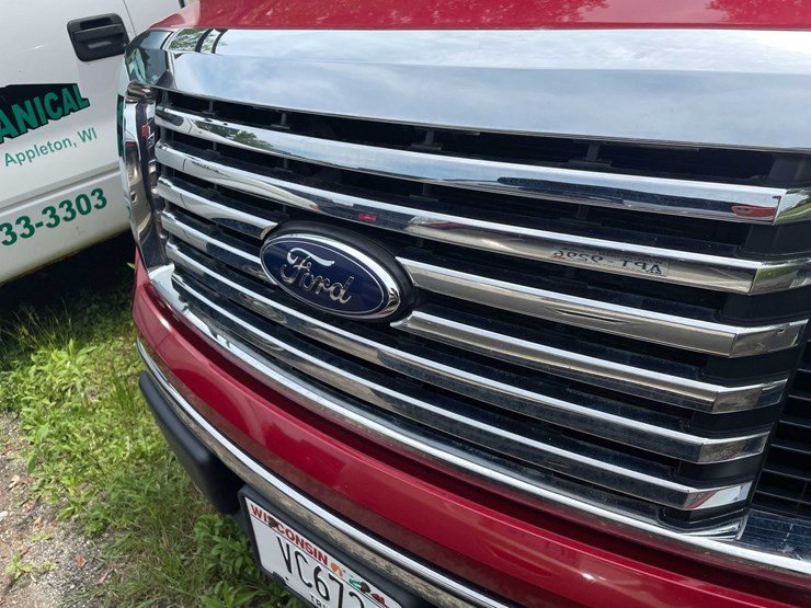 2011-ford-f150-xlt-image-8