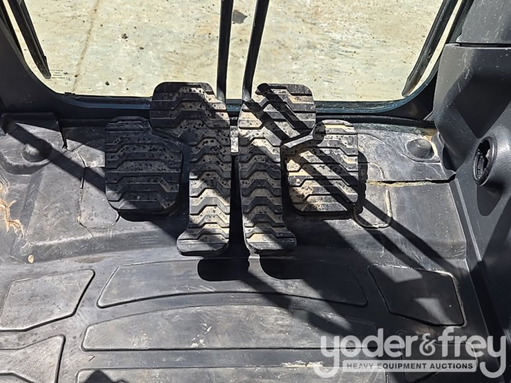 hyundai-hx235-lcr-image-66