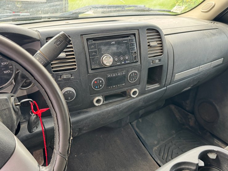 2007-chevrolet-2500-image-11