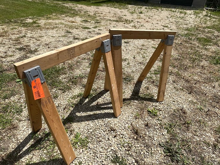 #3338-•-(2)-menards-wood-sawhorses-image-3