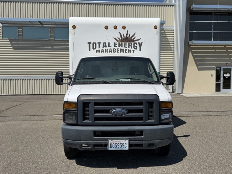 2014-ford-e450-sd-image-11