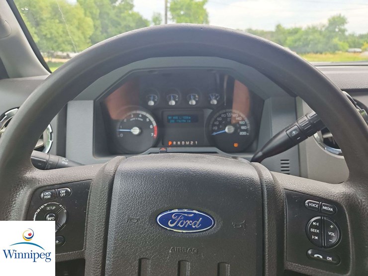 2011-ford-f250-image-25