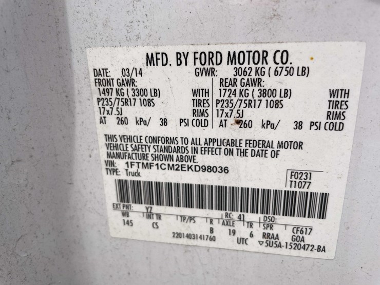 2014-ford-f150-xl-image-70