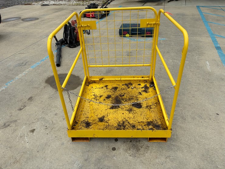 #2415-•-man-basket-for-forklift-image-3