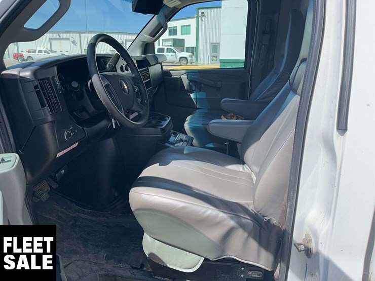 2020-chevrolet-express-s/a-ambulance-image-14