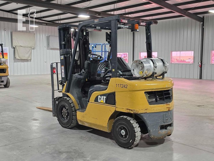 2020-caterpillar-gp25n-image-4