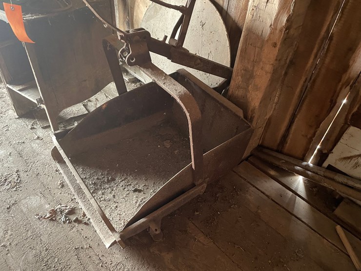 #2318-•-blackhawk-power-lift-scoop-image-2