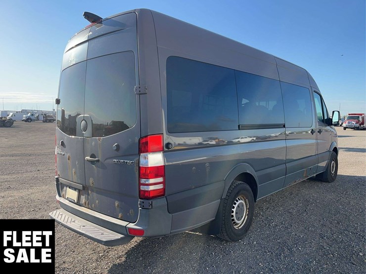 2011-mercedes-benz-sprinter-2500-image-6