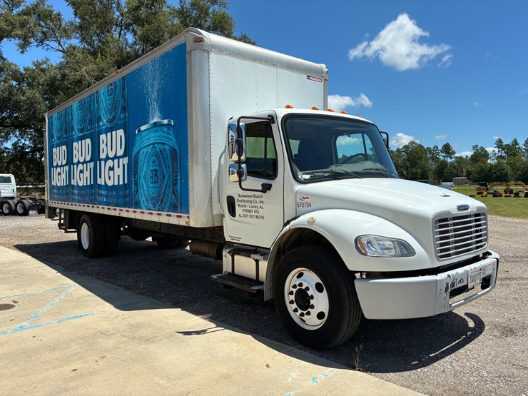 #9941-•-2017-freightliner-m2-box-truck-image-3