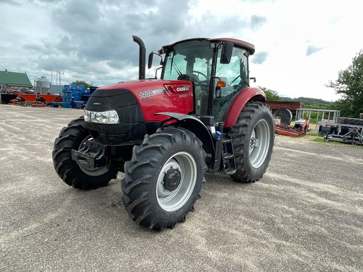 #999-•-case-ih-140a-tractor-with-cab-image-1