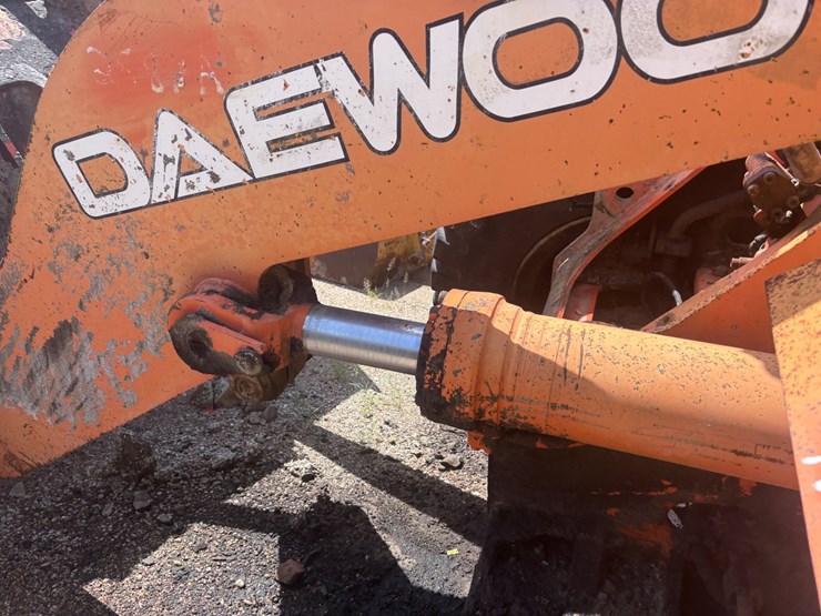 daewoo-mega-300-v-image-6