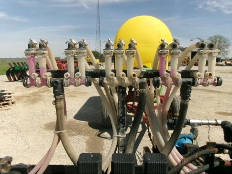 2002-dalton-ag-products-d3035-image-10