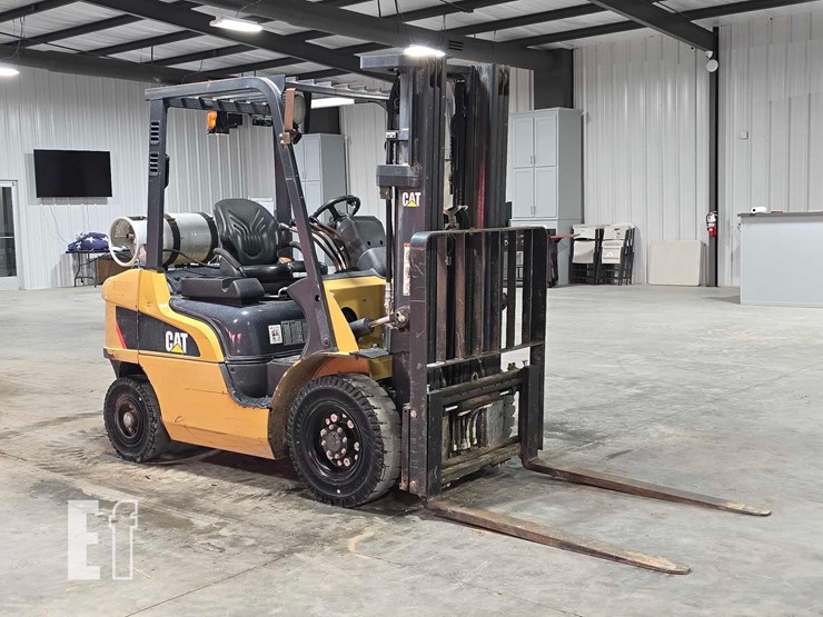 2020-caterpillar-gp25n-image-2