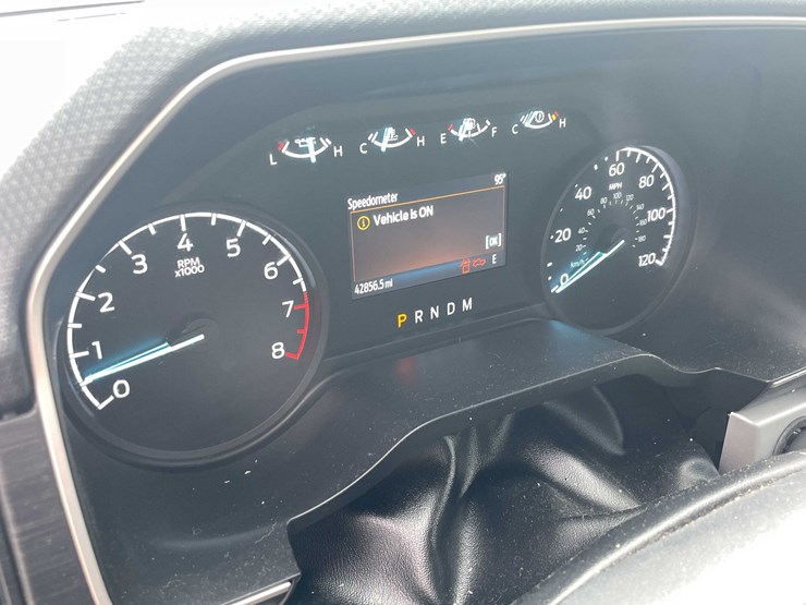 2023-ford-f150-xl-image-46