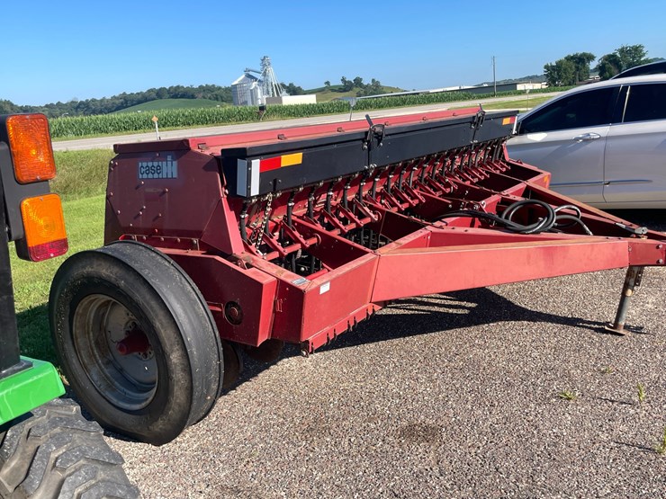 case-ih-5100-image-4