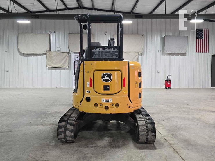 2021-deere-35g-image-8