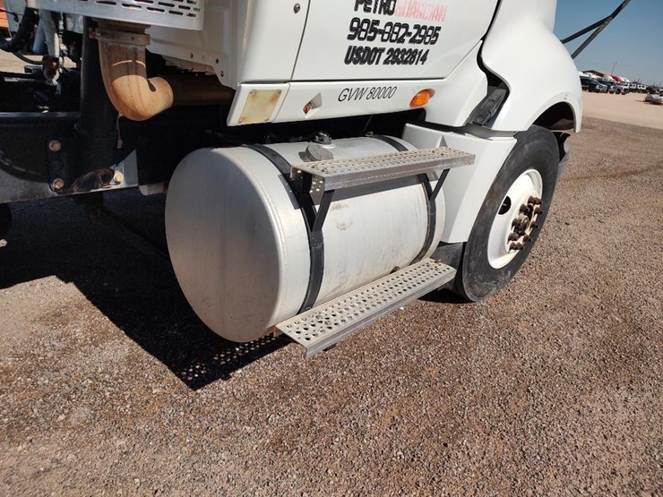 2012-international-prostar-image-22