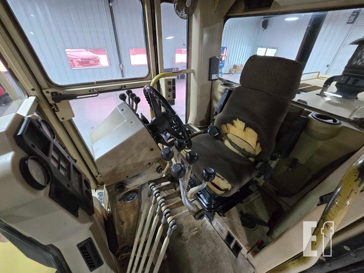 1996-caterpillar-140h-image-15