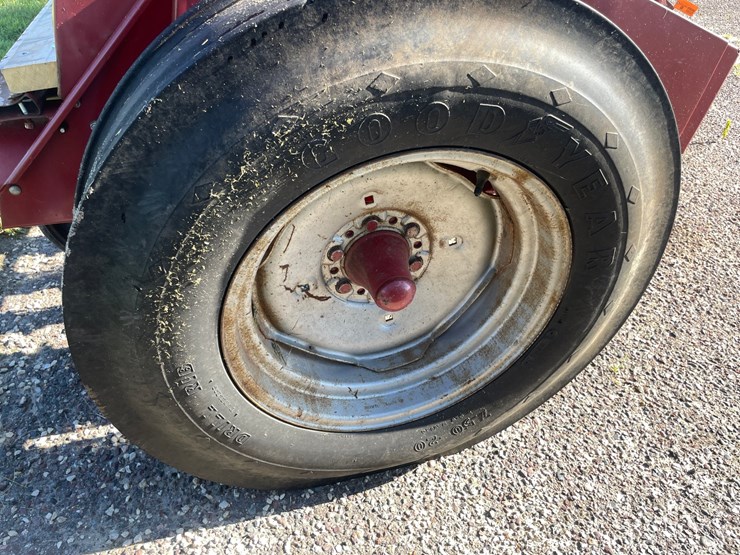 case-ih-5100-image-19