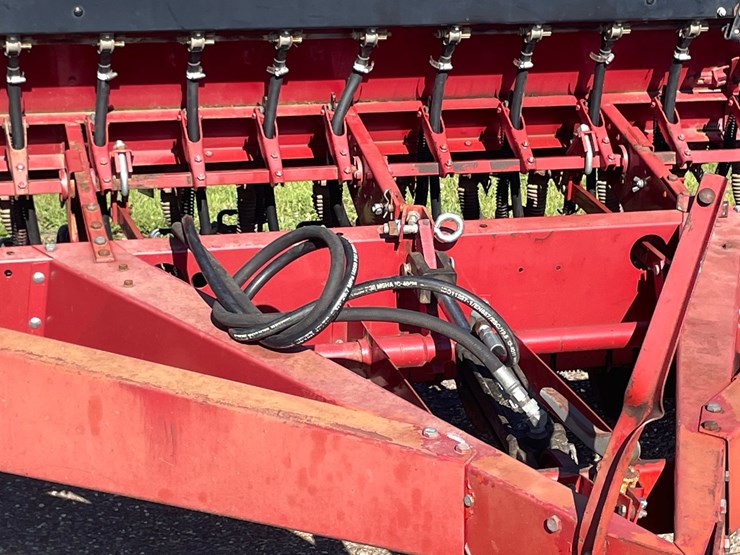 case-ih-5100-image-26