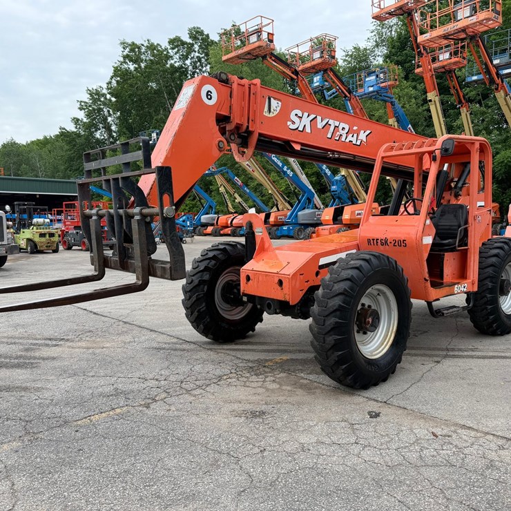 2007 SKY TRAK 6042