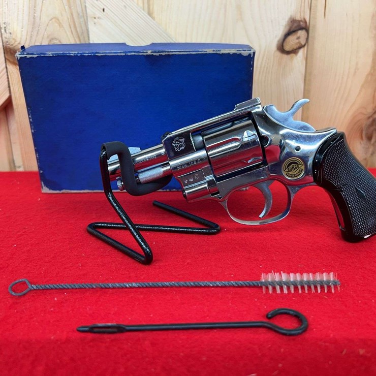 Burgo Model 108S .32 S&W DA Revolver