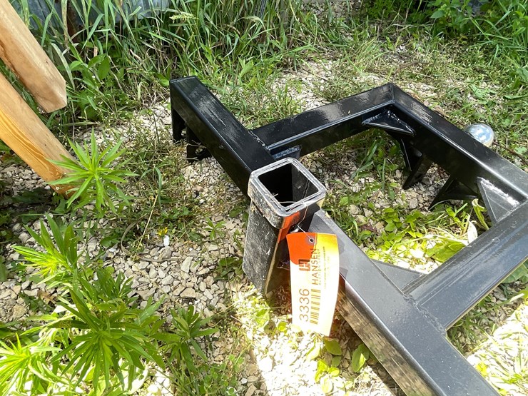 #3336-•-3-point-universal-plate-image-9