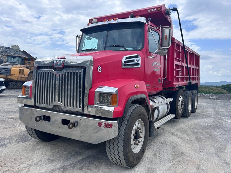 2016-western-star-4700-image-1