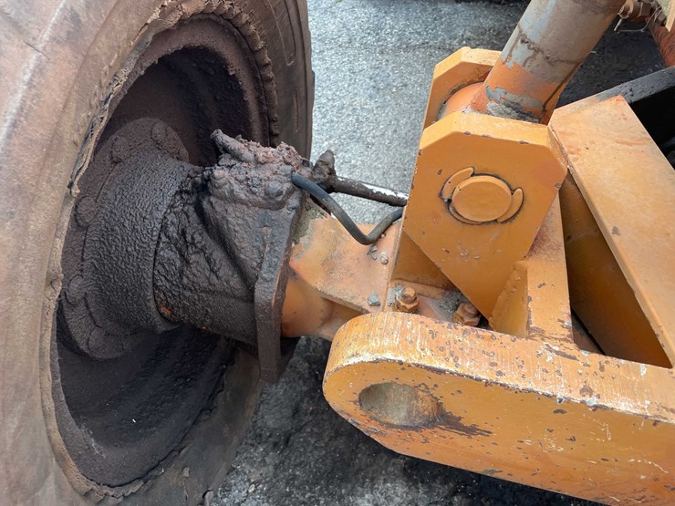 #1100-•-lull-highlander-ii-telehandler-image-15