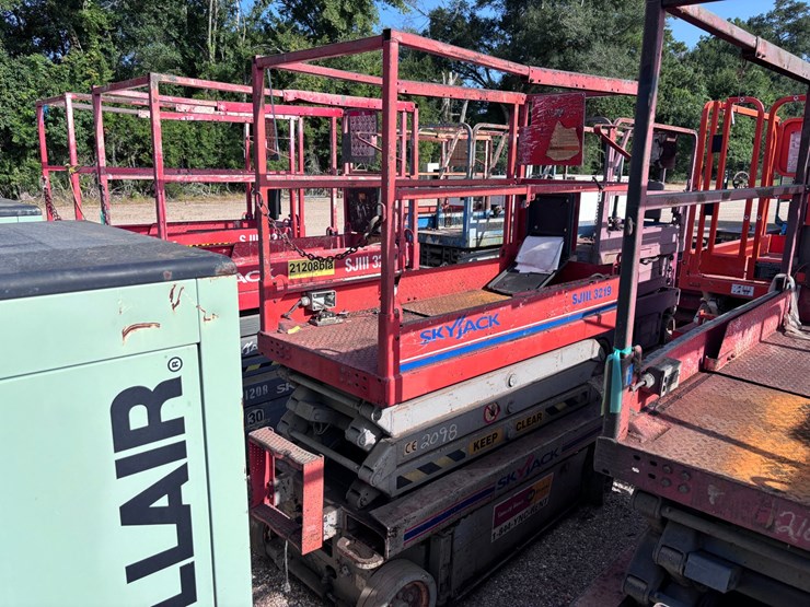#39048-•-skyjack-sj1113219-scissor-lift-|-for-parts/repairs-image-2