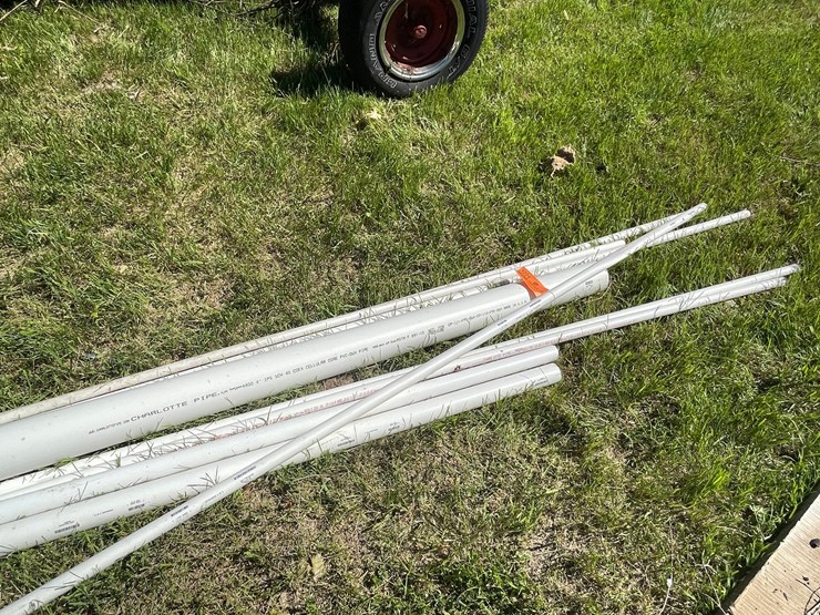 #3224-•-tractor-parts,-trailer-tie-downs,-and-various-pvc-pipe-image-18