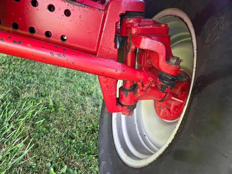 cih-2388-axial-flow-combine-image-44