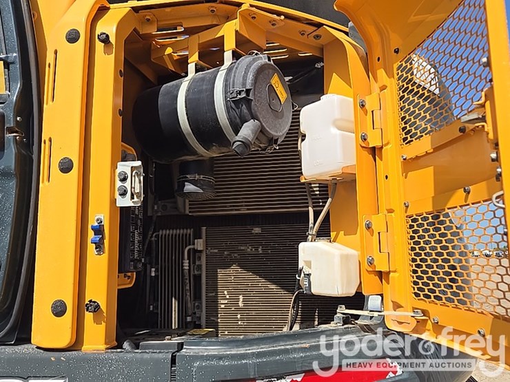 hyundai-hx235-lcr-image-33