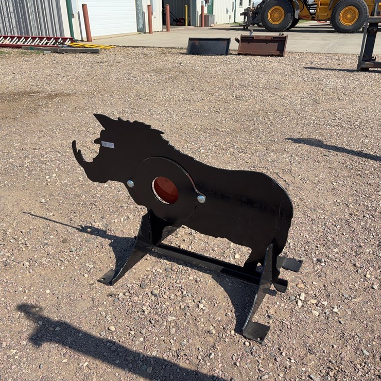 AR500 Steel Boar Shooting Target With Heart Flapper