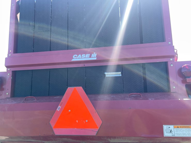 case-ih-rbx561-image-33