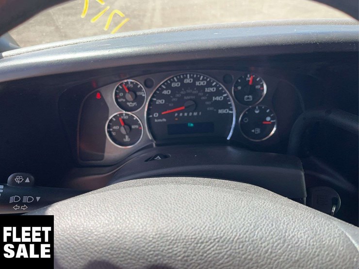 2020-chevrolet-express-s/a-ambulance-image-19