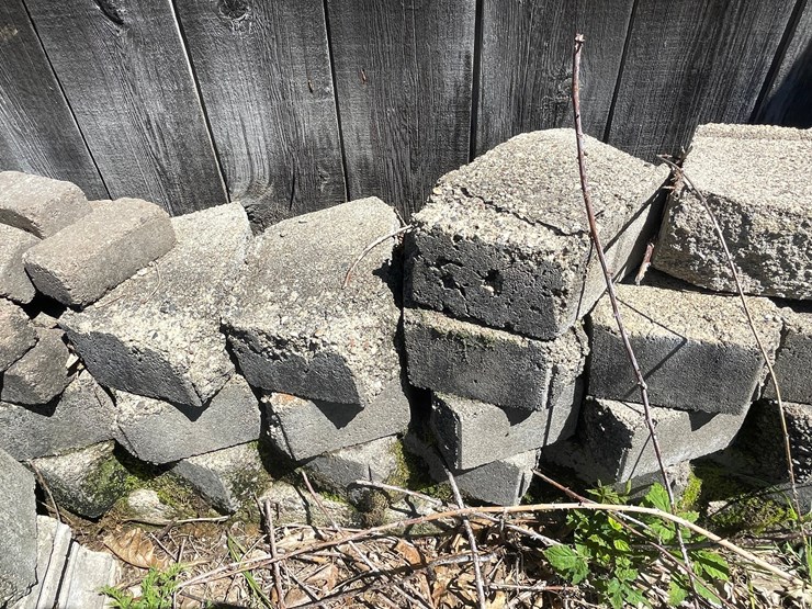 #3237-•-landscaping-bricks-image-6