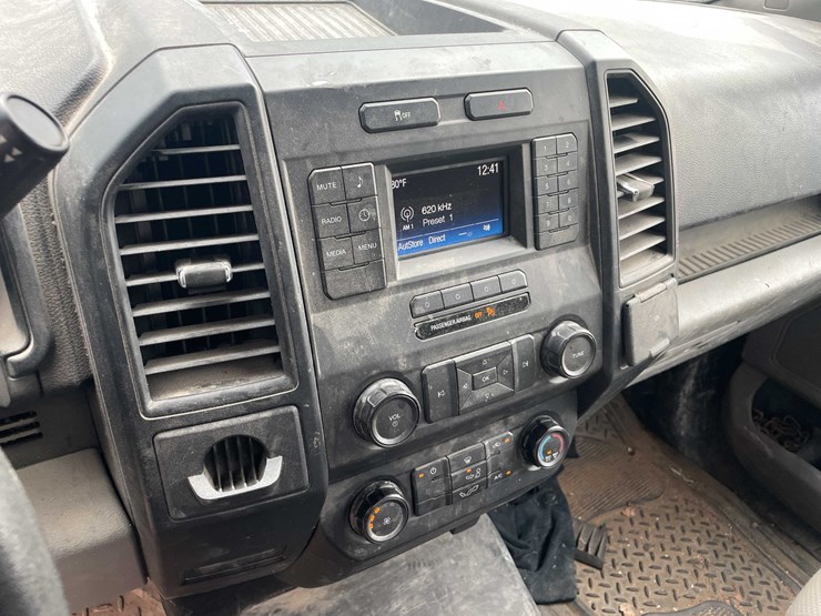 2017-ford-f150-xl-image-49