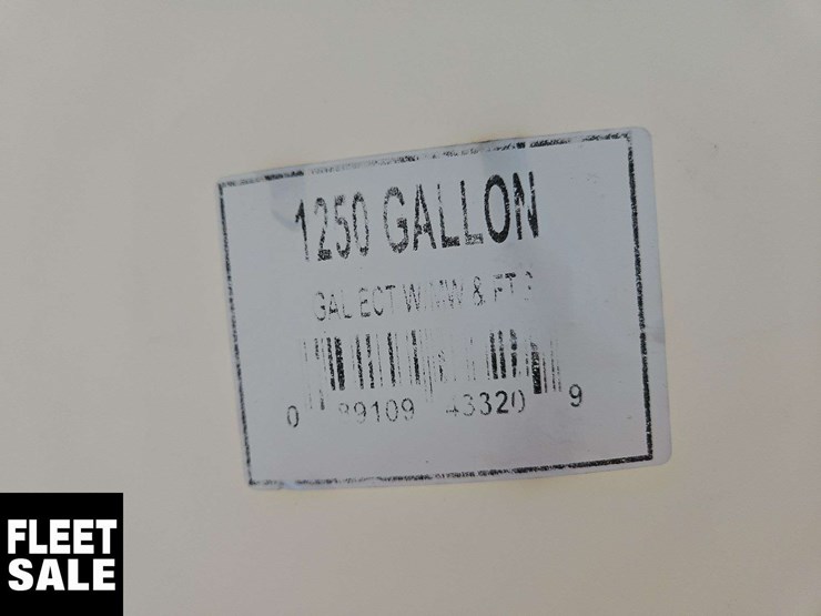 5678lt-holding-tank-image-8