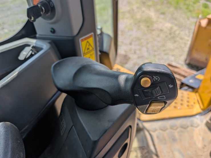 caterpillar-d5-image-23