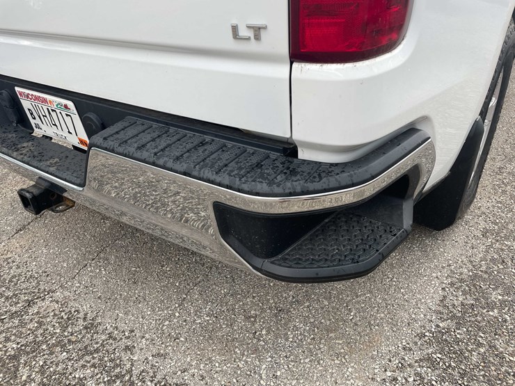 2020-chevrolet-1500-image-27