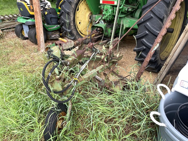 john-deere-7-image-8