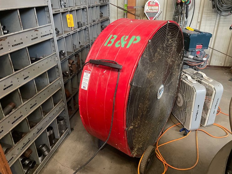 #4069-•-maxx-air-barn-fan-with-(2)-box-fans-image-4