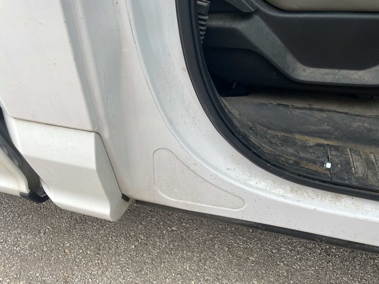 2016-ford-f150-image-57