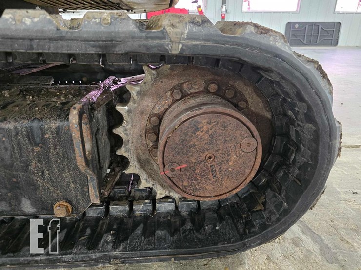 2019-caterpillar-303.5e2-cr-image-30
