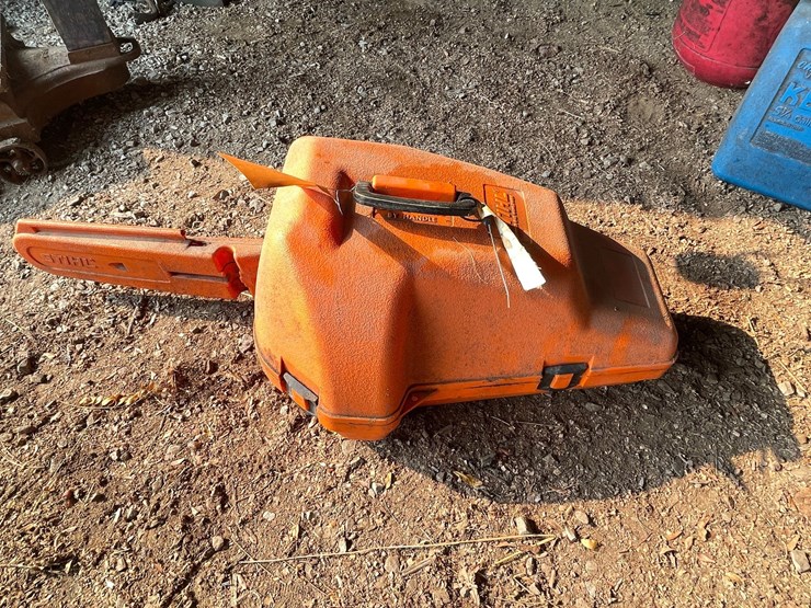#2296-•-stihl-ms-211-chainsaw-image-1